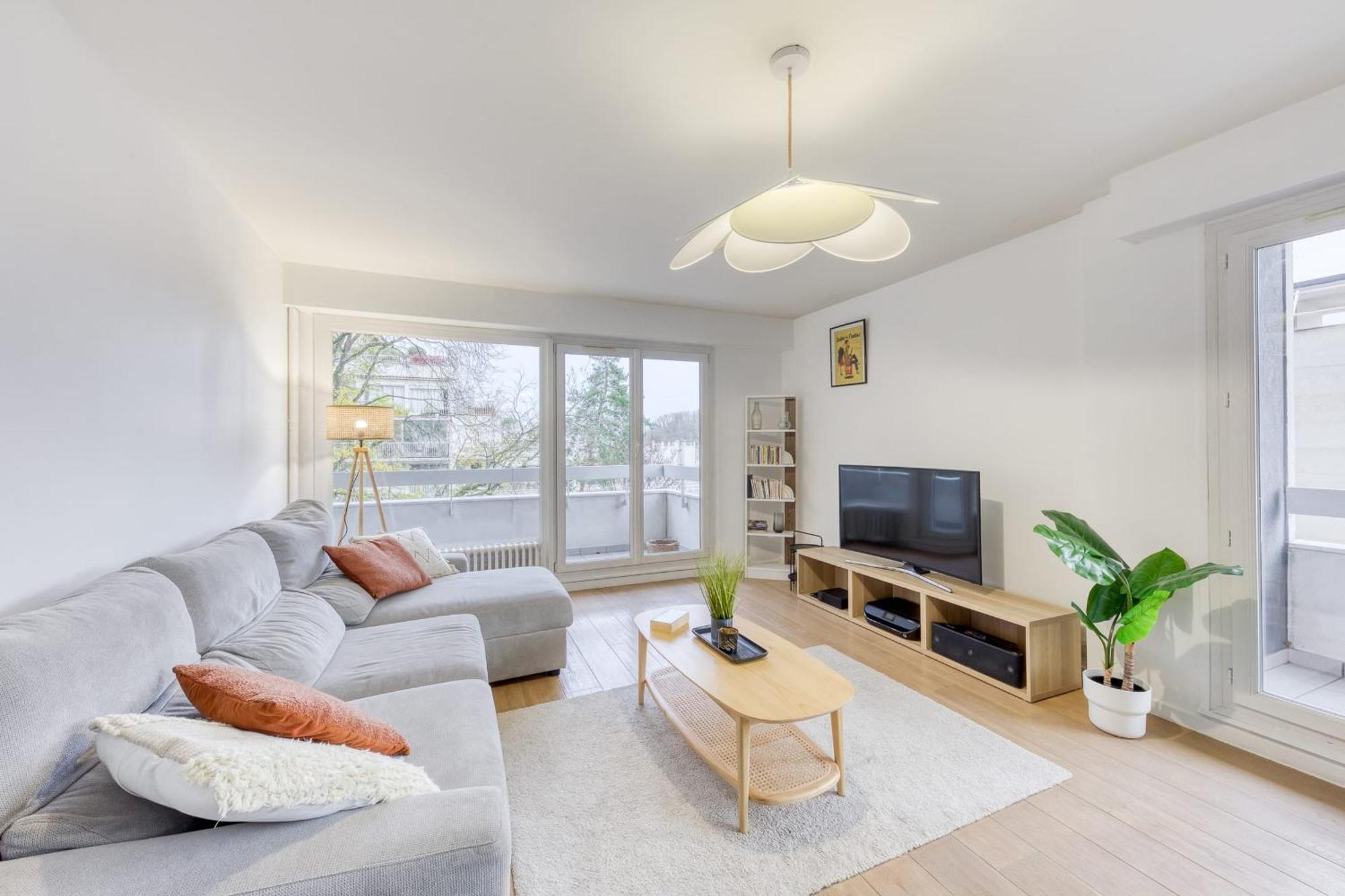 Grand Appartement Spacieux - Proche Paris Sèvres Eksteriør bilde